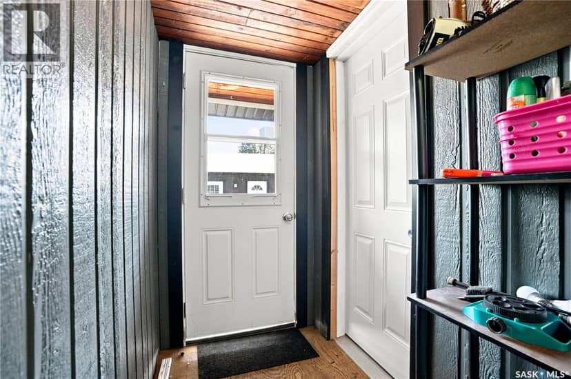 7 Mathews CRESCENT — photo 32 of 40