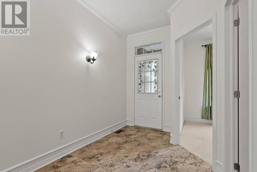 110 Heathercrest Private, Ottawa, photo 3