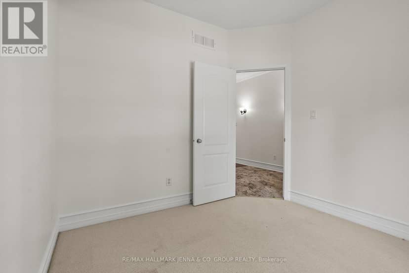 110 Heathercrest Private, Ottawa, photo 6