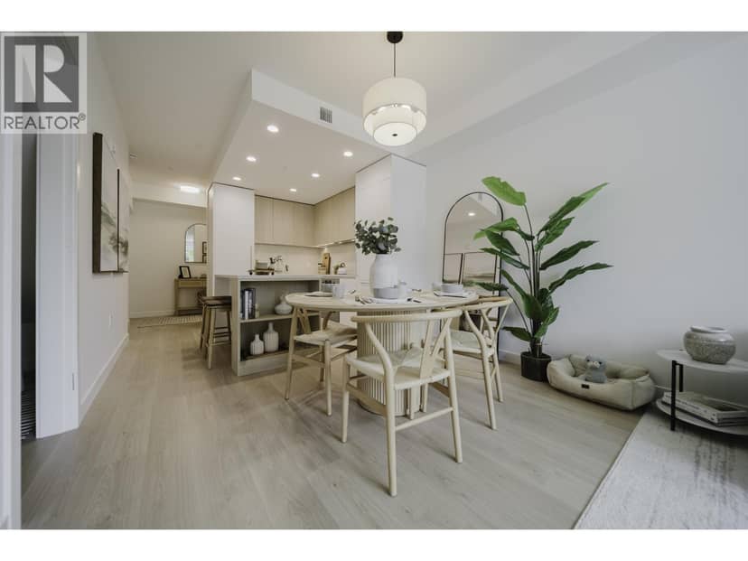 106 595 KEMSLEY AVENUE, Coquitlam