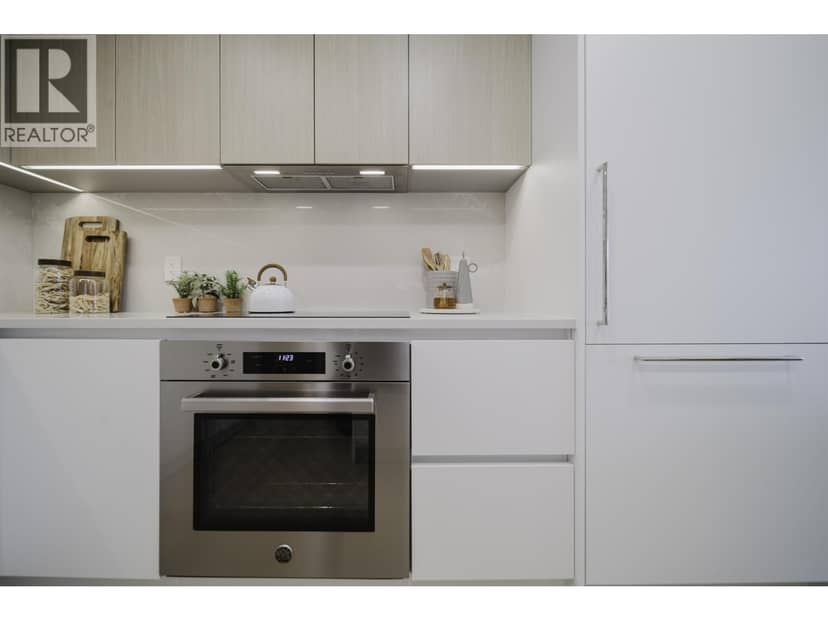 106 595 KEMSLEY AVENUE, Coquitlam, photo 4