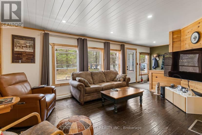 1001 English Circle, Highlands East, photo 3