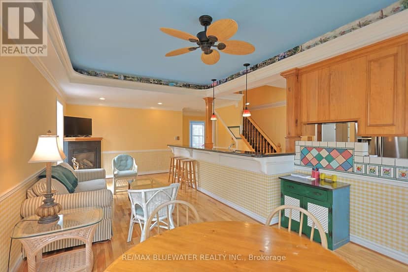 5 Phillip Street — photo 16 of 40