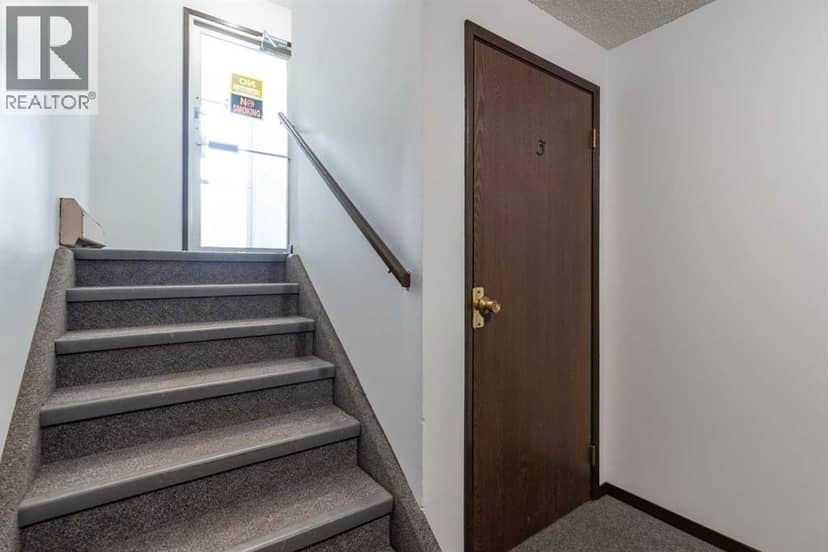 1-6, 5502 49 Avenue — photo 17 of 34