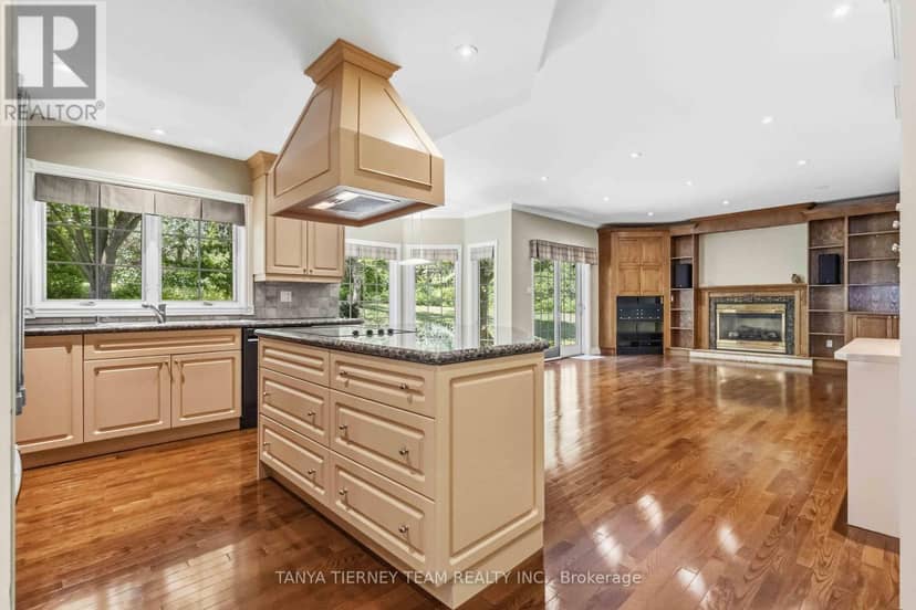 75 Woodbridge Circle — photo 14 of 40