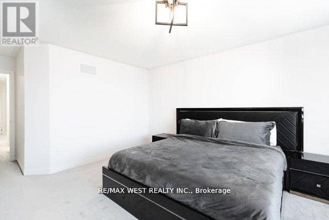31 Frederick Taylor Way — photo 20 of 25