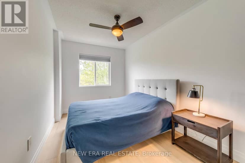 43 - 7284 Bellshire Gate — photo 21 of 37