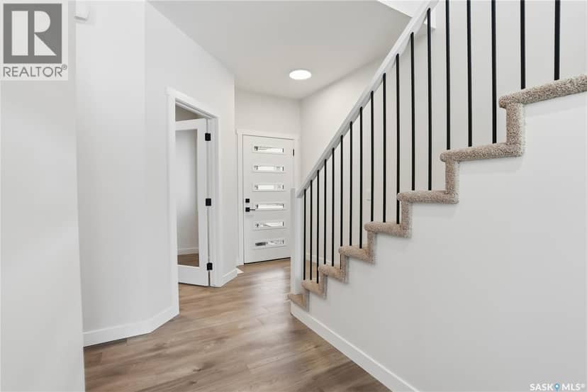 211 Amisk WAY — photo 2 of 40