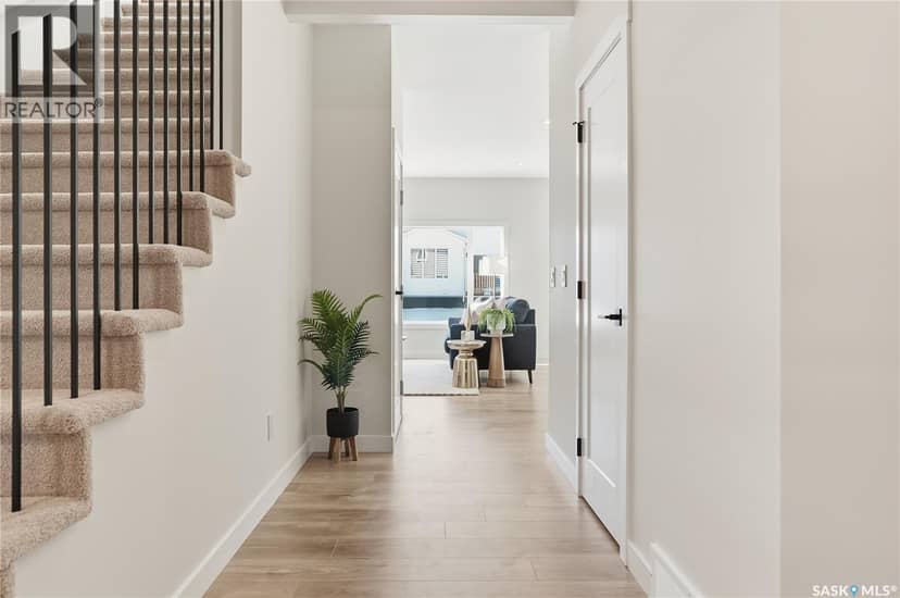 211 Amisk WAY — photo 4 of 40