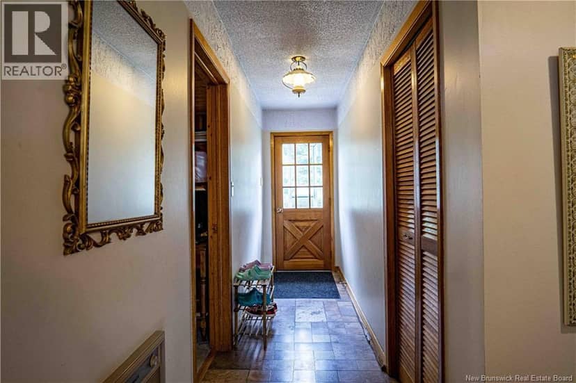 596 165 Route — photo 25 of 40