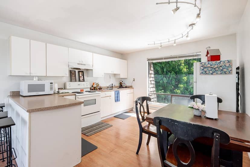 10956 128A STREET, Surrey, photo 6