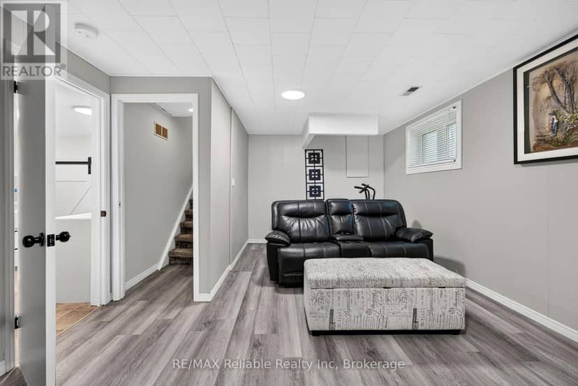 17 Suncoast Drive W — photo 28 of 40