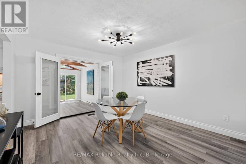 17 Suncoast Drive W — photo 9 of 40