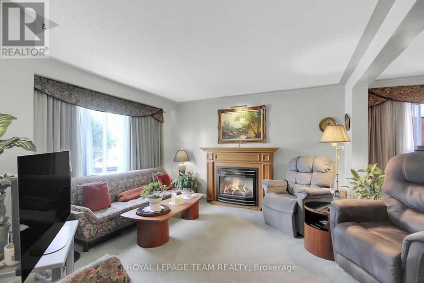 962 Dynes Road — photo 4 of 28