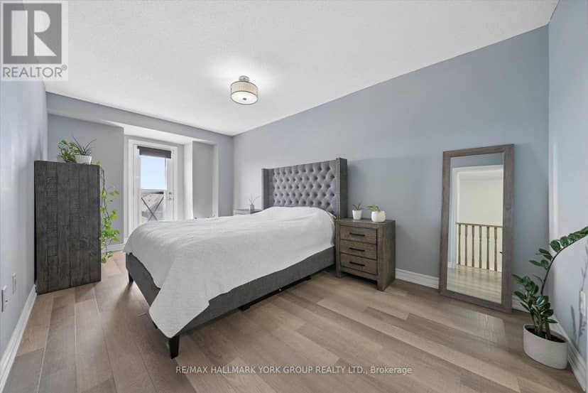 203 - 3905 Major Mackenzie Drive — photo 11 of 23