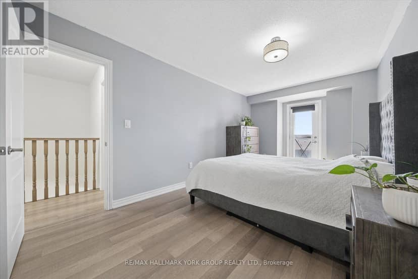 203 - 3905 Major Mackenzie Drive — photo 12 of 23
