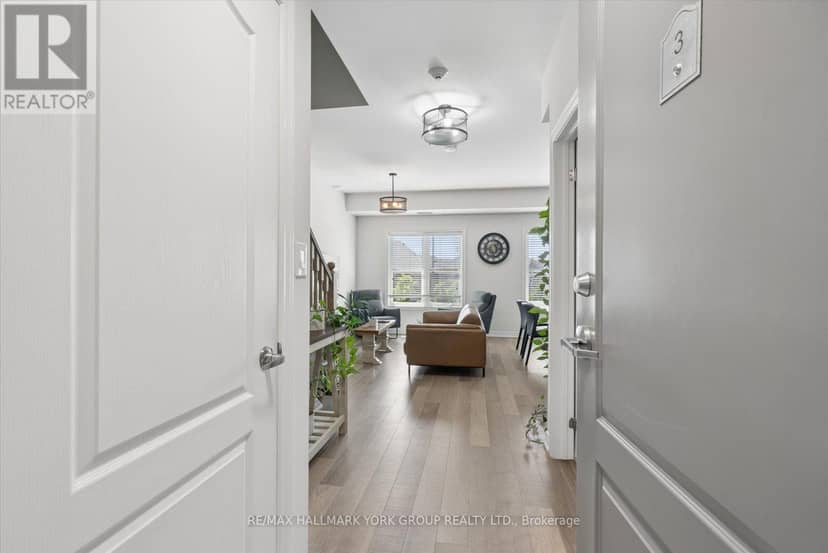203 - 3905 Major Mackenzie Drive — photo 3 of 23