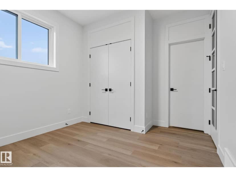 15728 9 ST NE — photo 11 of 40
