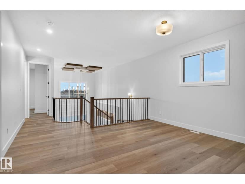 15728 9 ST NE — photo 32 of 40