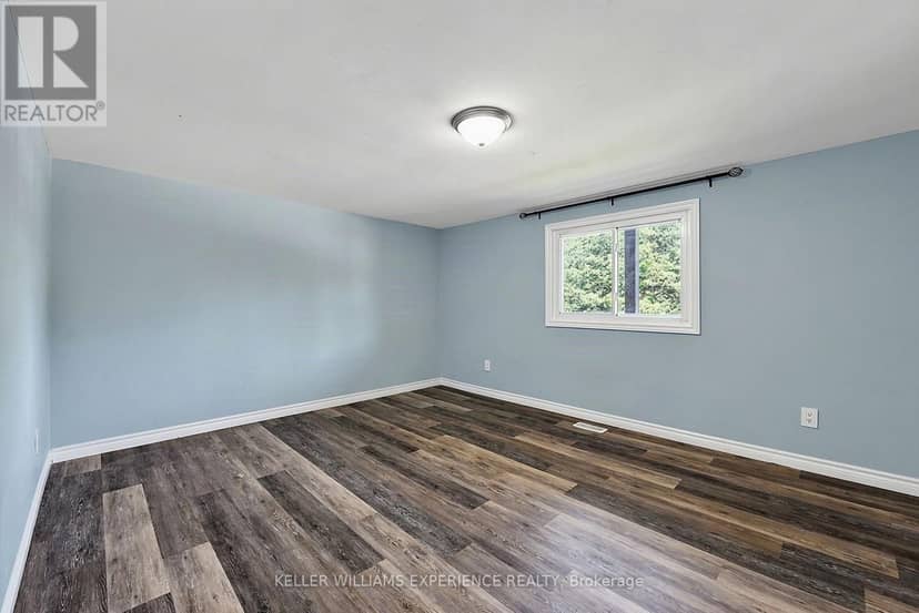 6 - 228 Cindy Lane — photo 17 of 35