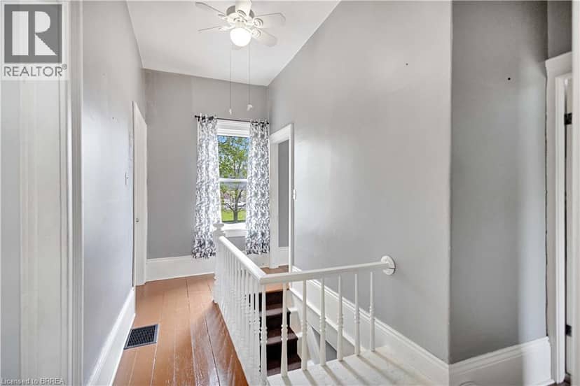303 DALHOUSIE Street — photo 17 of 37