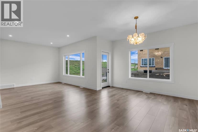 207 Amisk WAY — photo 14 of 40