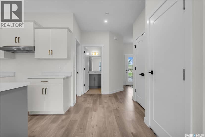 207 Amisk WAY — photo 21 of 40