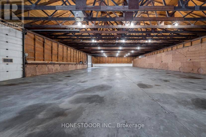 5974 5th Side Road, Essa, photo 2