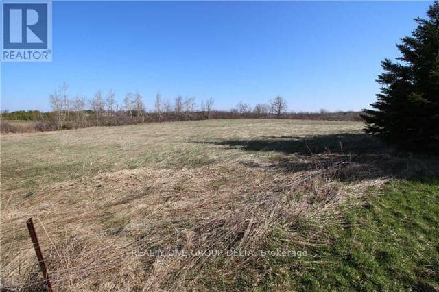772789 Highway 10 — photo 3 of 7
