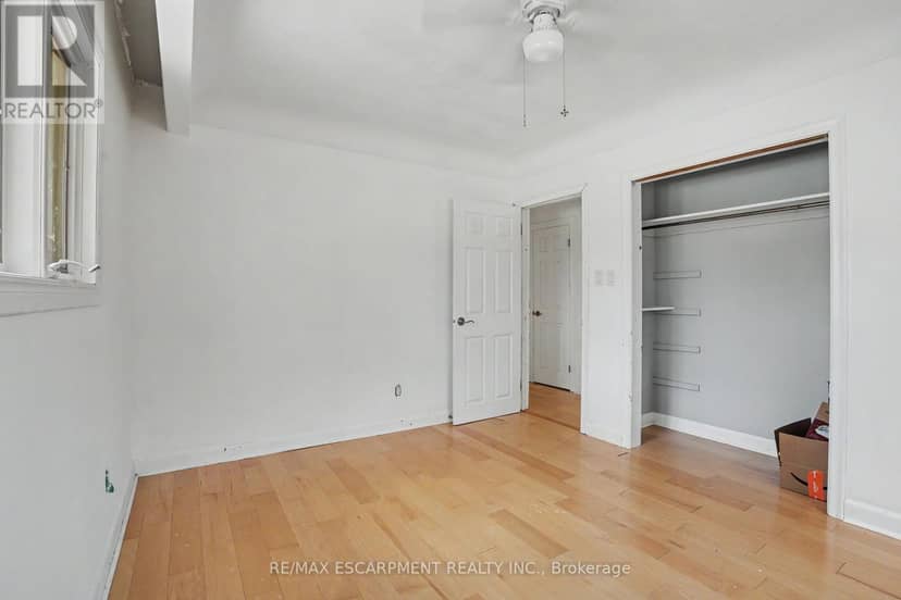100 Hardale Crescent — photo 17 of 36