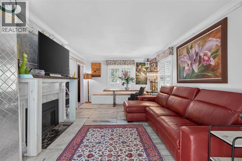 935 Bartlet — photo 10 of 40