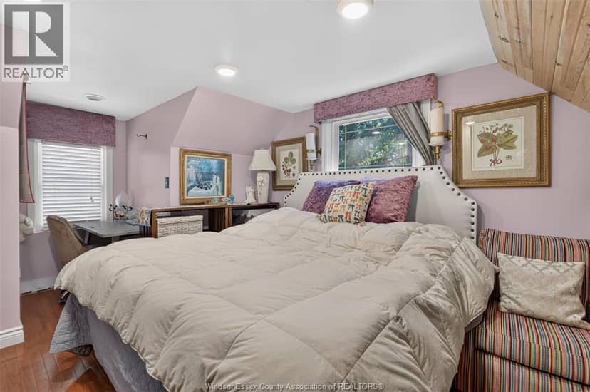 935 Bartlet — photo 21 of 40