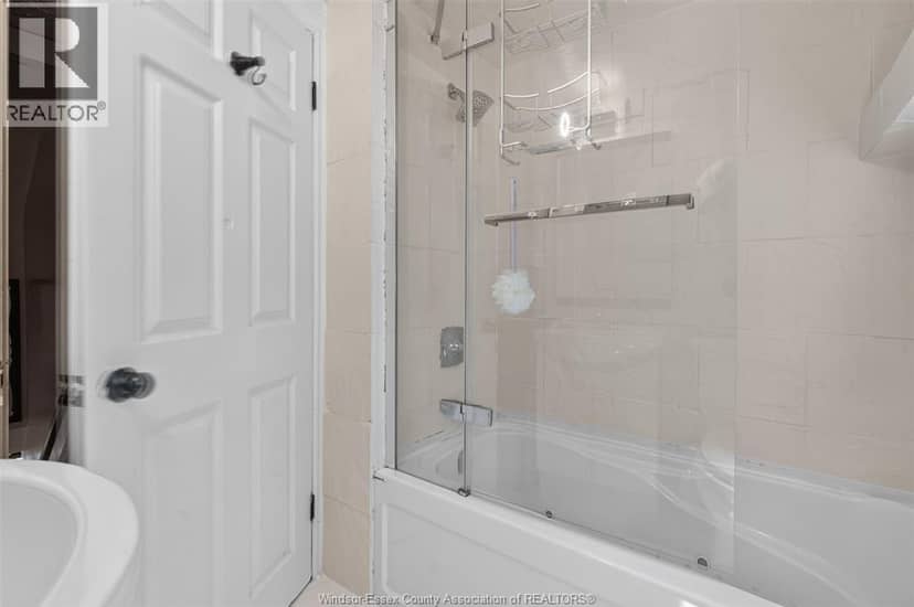 935 Bartlet — photo 26 of 40
