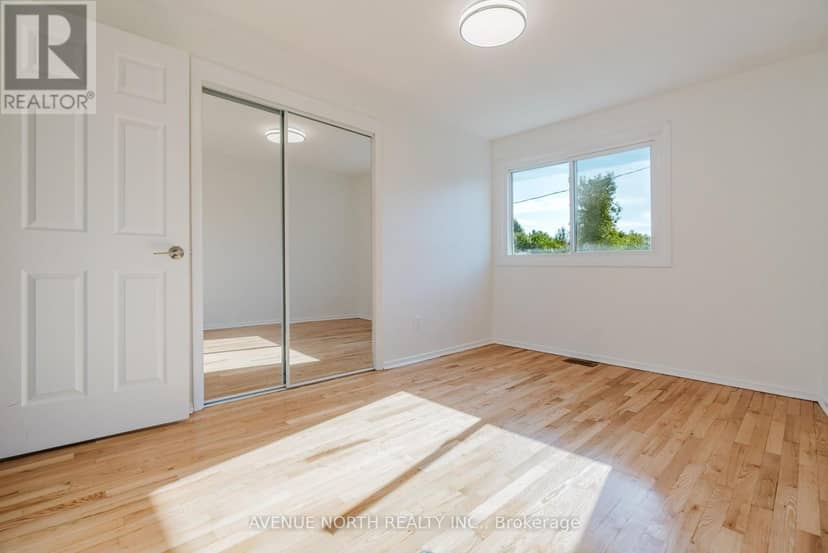 2732-2730 Colman Street — photo 29 of 40