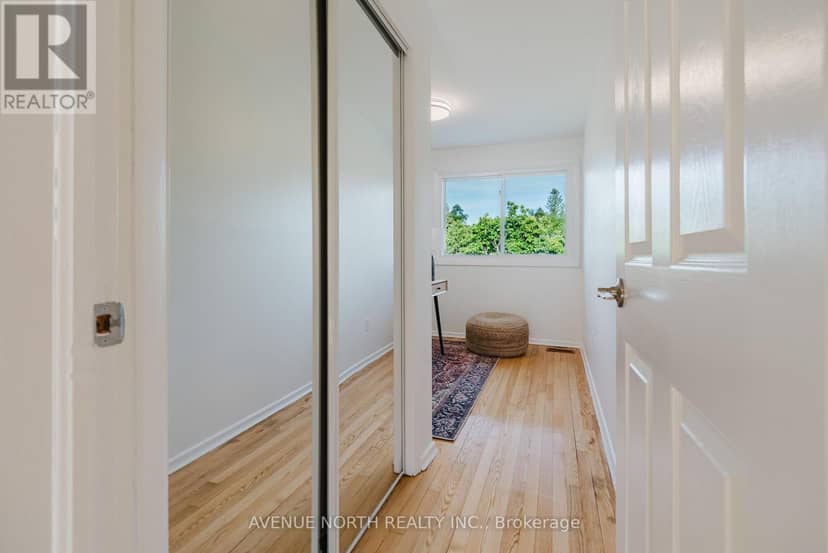 2732-2730 Colman Street — photo 31 of 40