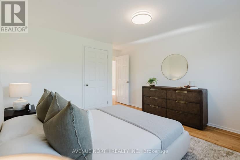 2732-2730 Colman Street — photo 40 of 40