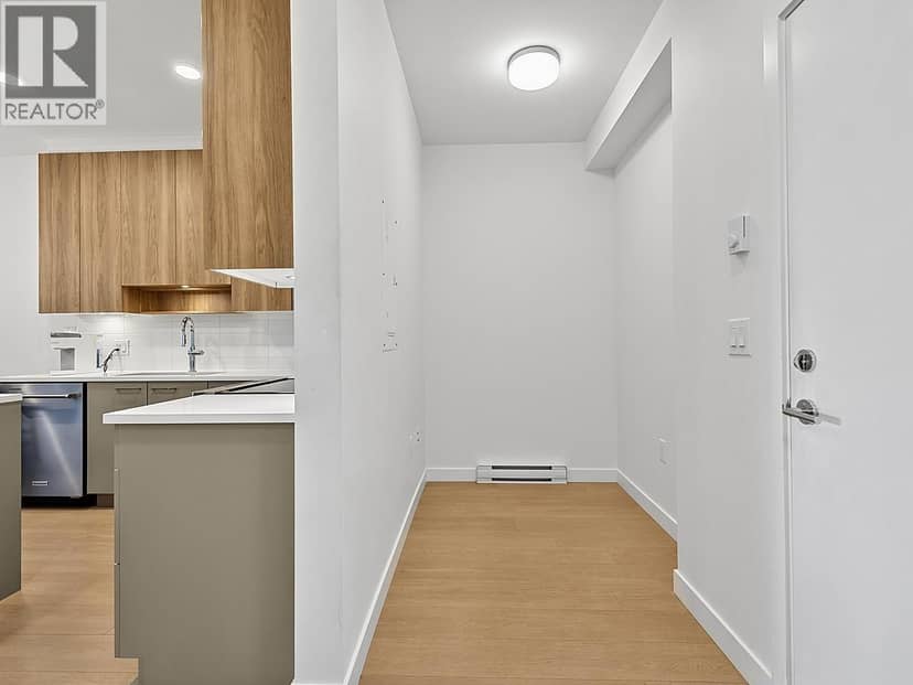 511 7599 15 STREET, Burnaby, photo 3