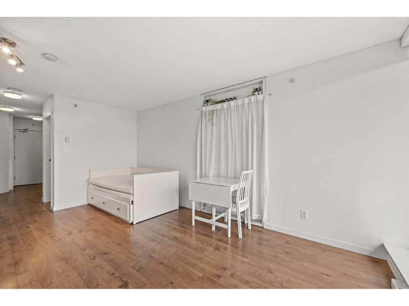2511 13325 102A AVENUE, Surrey, photo 5