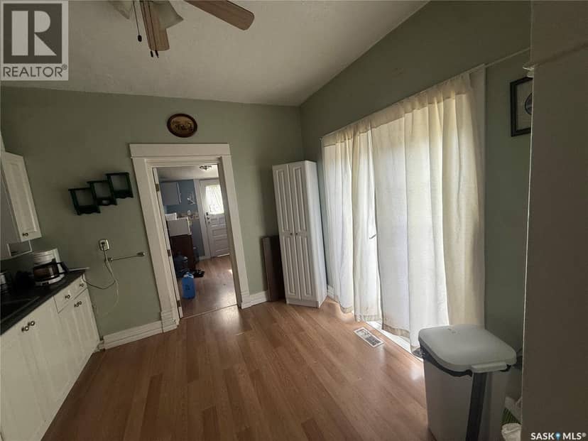 381 Main STREET — photo 10 of 35
