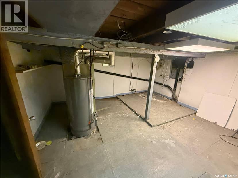381 Main STREET — photo 22 of 35