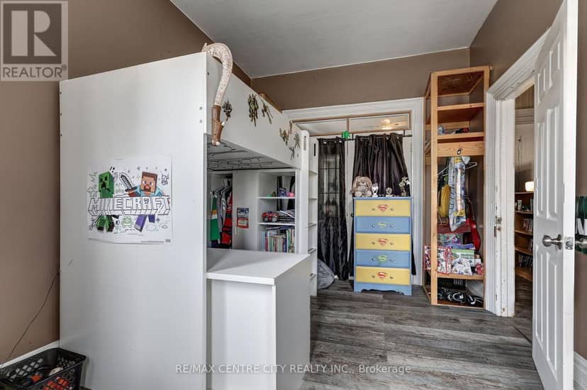 88 Flora Street — photo 10 of 35