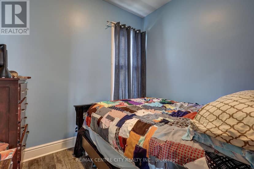 88 Flora Street — photo 12 of 35