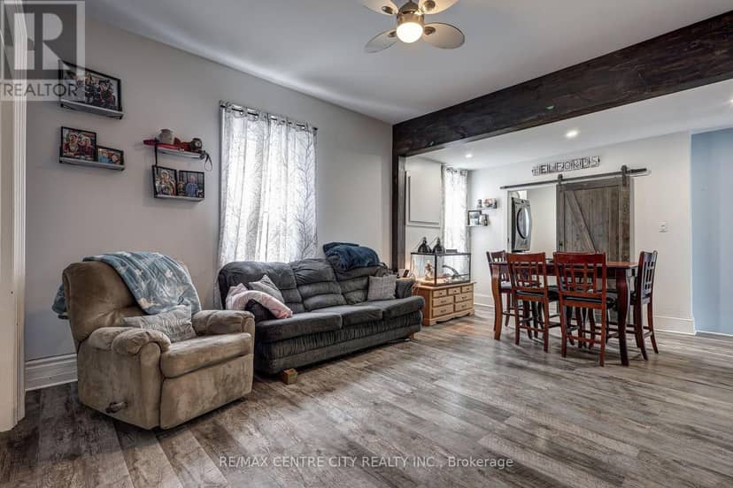 88 Flora Street — photo 14 of 35