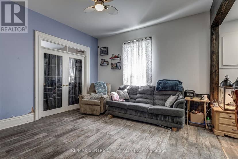 88 Flora Street — photo 15 of 35