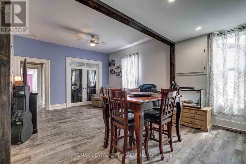 88 Flora Street — photo 19 of 35