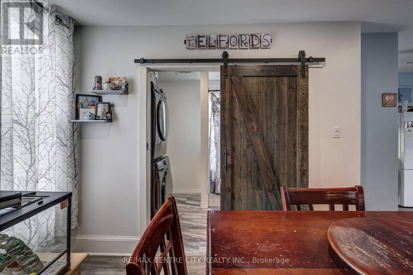 88 Flora Street — photo 21 of 35