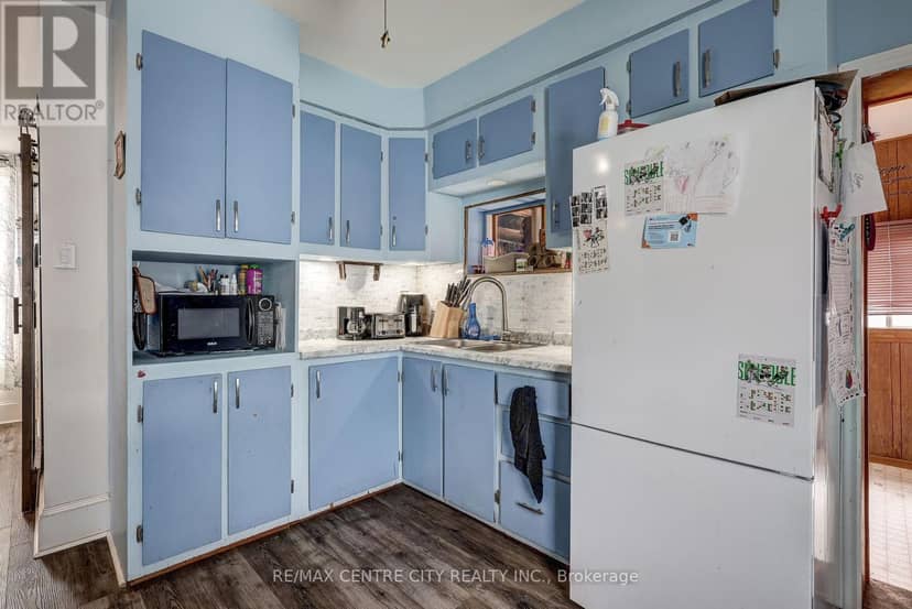 88 Flora Street — photo 23 of 35