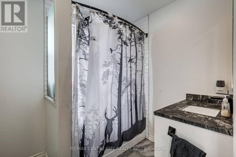 88 Flora Street — photo 28 of 35