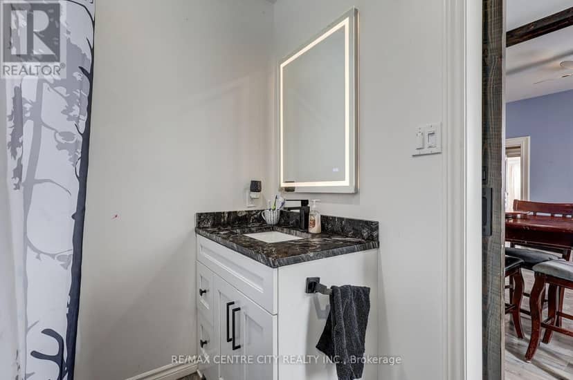 88 Flora Street — photo 30 of 35