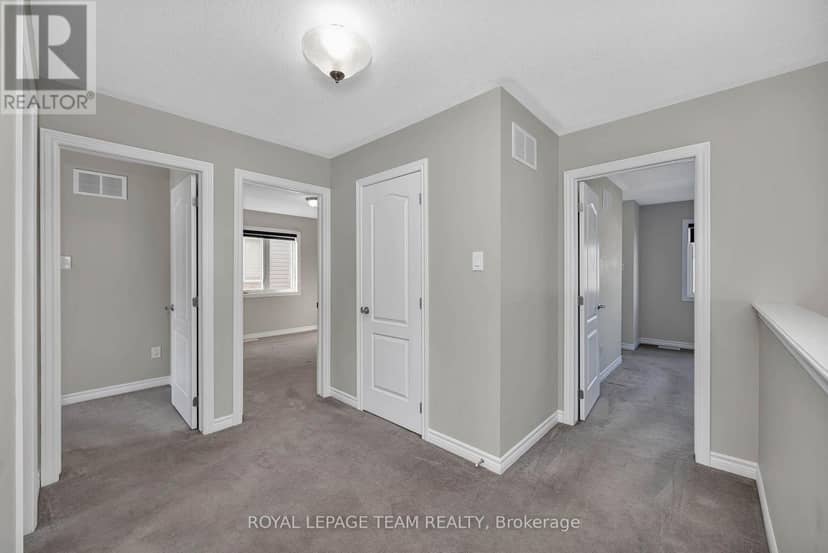 3209 Harvester Crescent — photo 21 of 40